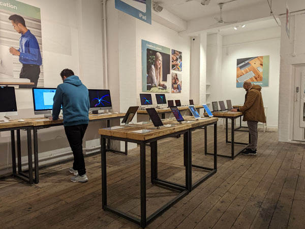 MacStore UK brand and graphic design by Rockhopper Digital